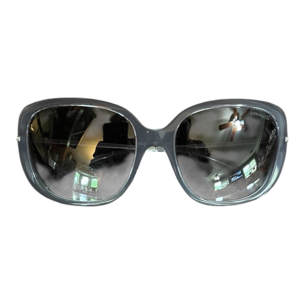 CHANEL 5292B Sunglasses in color 1467S6 - Picture 4 of 8